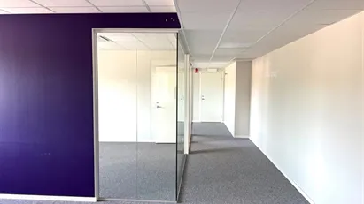 Ljust och modernt kontor på 193 kvm i Märsta Centrum.