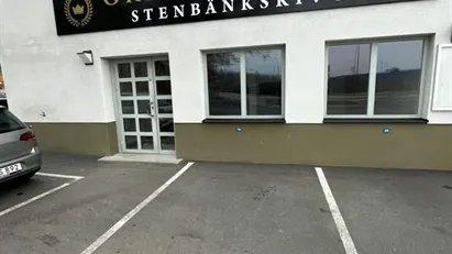 Attraktiv lokal i Barkarby om 100 kvm för butik eller kontor