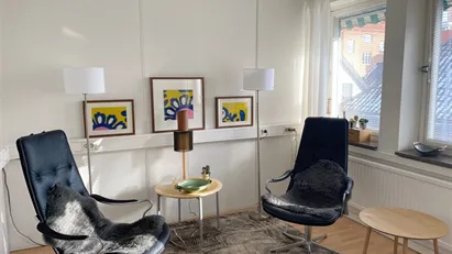 Ljus och fin lokal med 3 st kontors-/samtals-/behandlingsrum vid Mårtenstorget i centrala Lund