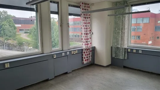 Office spaces for rent in Stockholm South - photo 1