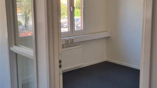 Shops for rent in Täby - photo 6