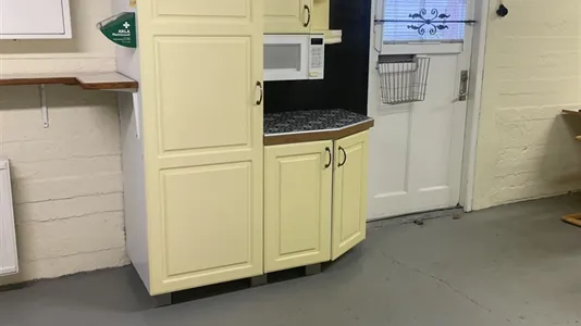 Gewerbeflächen zur Miete in Västerås - Foto 4