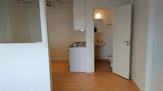 Office spaces for rent in Huddinge - photo 8