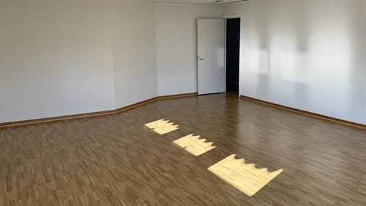 Office spaces for rent in Lerum - photo 8