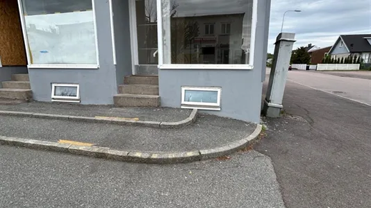 Showrooms for rent in Lundby - photo 1