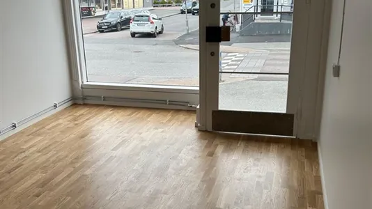 Showrooms for rent in Lundby - photo 3