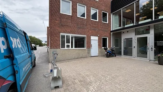 Office spaces for rent in Stockholm South - photo 7
