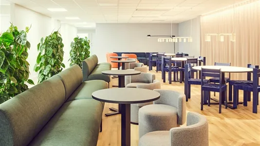 Office spaces for rent in Stockholm West - photo 5