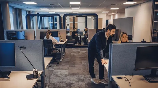 Office spaces for rent in Solna - photo 4